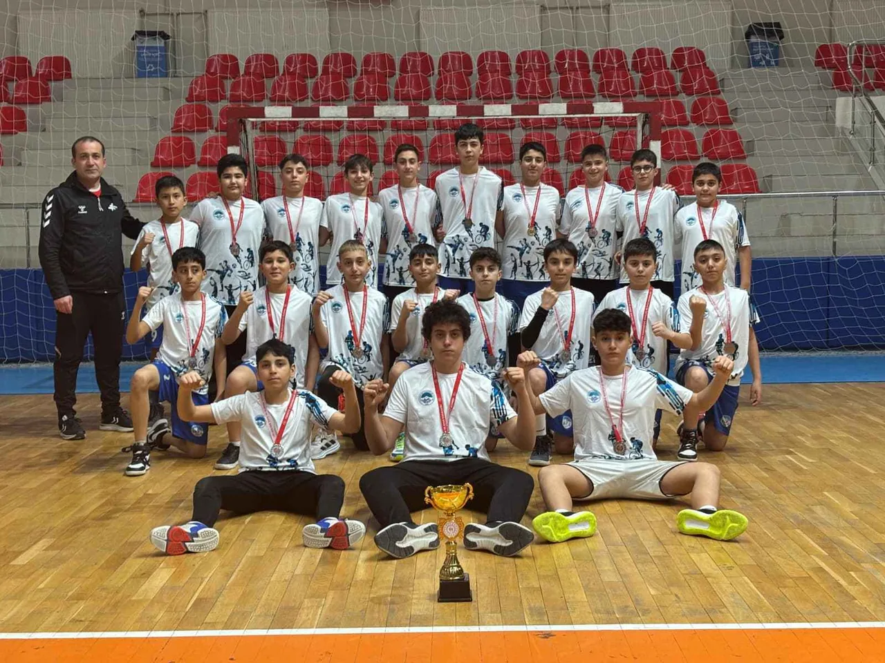 Spor A.Ş.’den Hentbolda Çifte Başarı: Kız Hentbol takımı Kayseri şampiyonu oldu — haber görseli