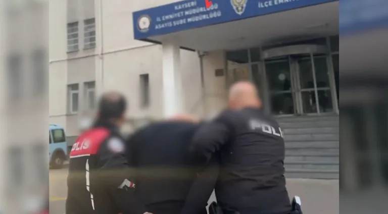 Hırsızlık Suçundan 12 yıl kesinleşmiş hapis cezası İle aranan firari yakalandı — haber görseli