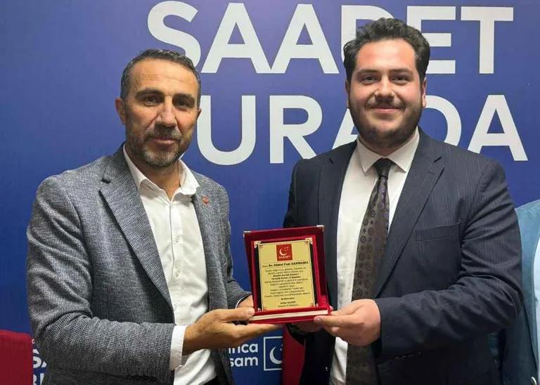 Saadet Partisi Kayseri Gençlik’te Bayrak Değişimi — haber görseli