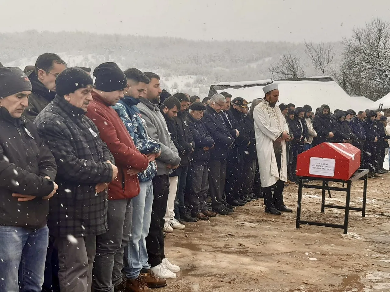 Gazimiz Ferdi Çatal, Kastamonu'da son yolculuğuna uğurlandı  — haber görseli