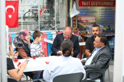 Kayseri Valisi Gökmen Çiçek Vatandaşlarla bir araya gelmeye devam ediyor — haber görseli