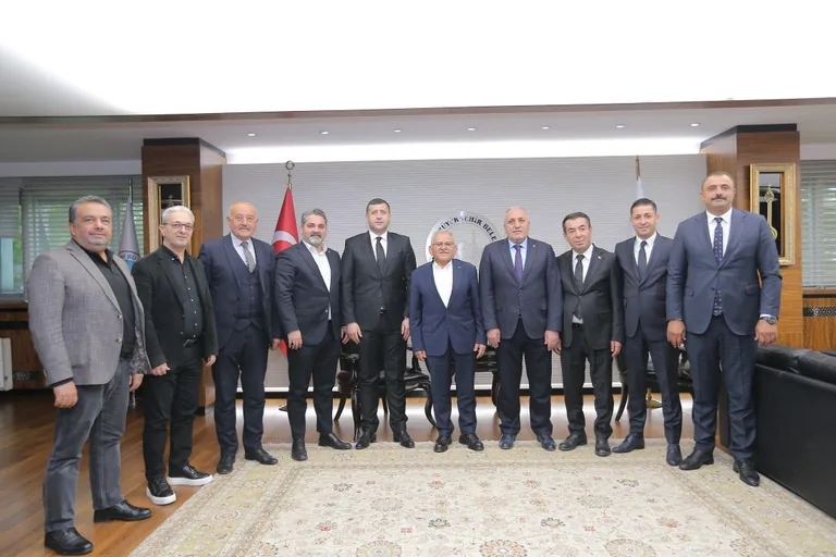 Başkan Büyükkılıç'a Cumhur İttifakı'ndan "Hayırlı Olsun" Ziyareti — haber görseli