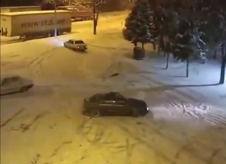 Kayseri’de Drift Terörü: Ehliyetsiz, Sahte Plakalı Sürücüye 208 Bin TL Ceza — haber görseli