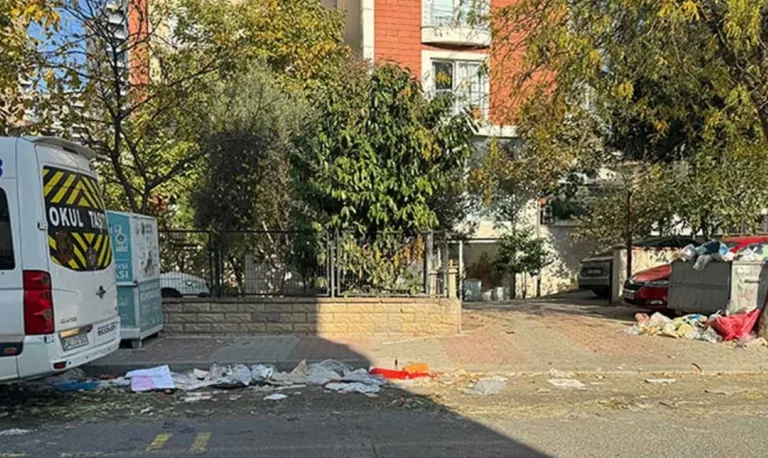 İşçiler Grevde, Sokaklar Çöp Yığını! — haber görseli