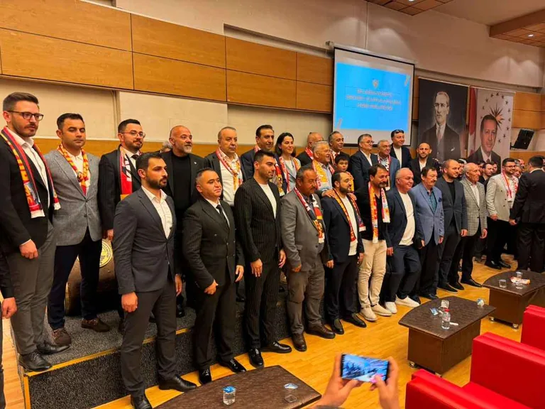 Ali Çamlı Yeniden Başkan Seçildi: "Bu Takımı Şampiyon Yapacağımızdan Hiç Endişem Yok" — haber görseli