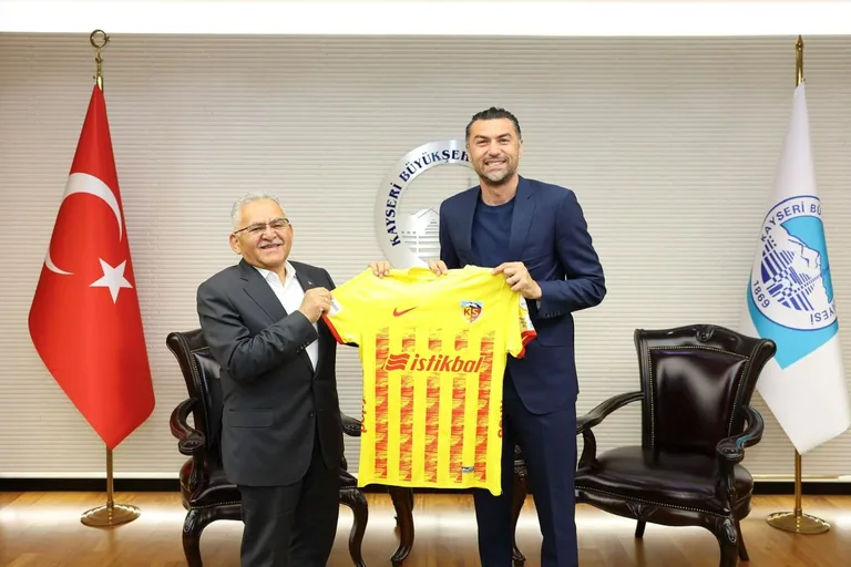Başkan Büyükkılıç, Kayserispor Teknik Direktörü Burak Yılmaz’ı Makamında Ağırladı — haber görseli