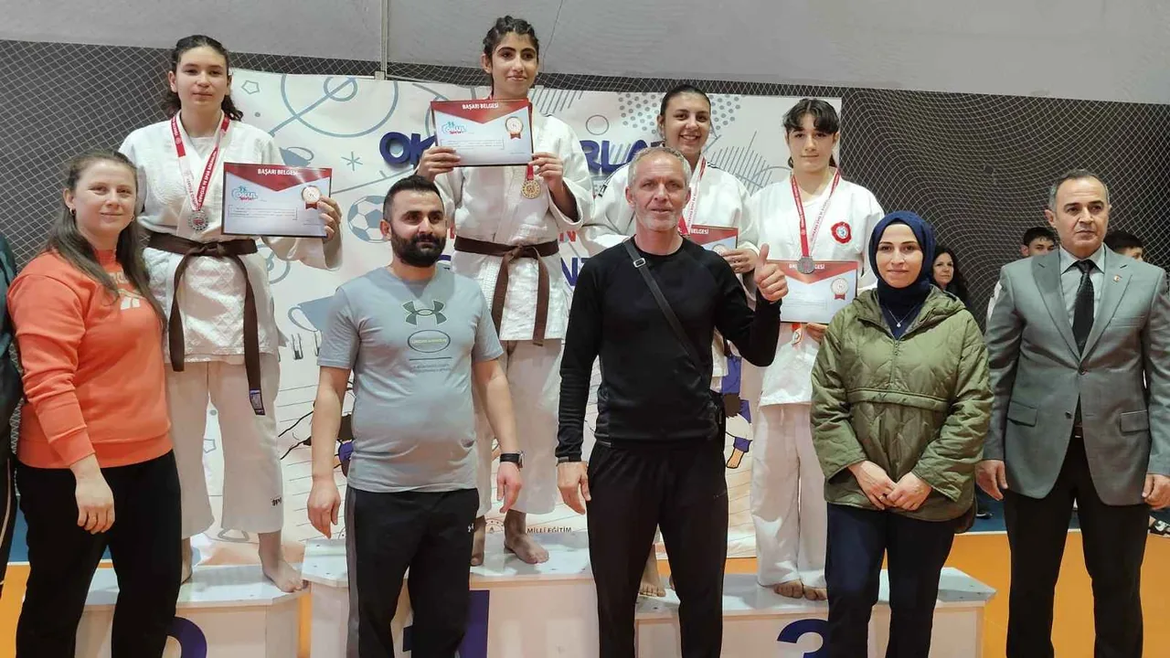Kayseri’nin Yıldız Judocuları Gaziantep’te Fırtına Gibi Esti: 5 Madalya Birden! — haber görseli