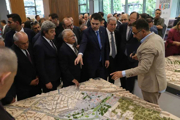 Bakan Kurum ve Bakan Yumaklı’dan Başkan Büyükkılıç’a Ziyaret — haber görseli