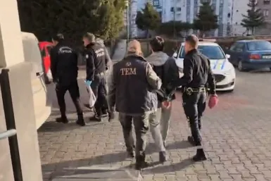 Kayseri Merkezli 4 İlde Dev FETÖ Operasyonu: 70 Gözaltı! — haber görseli