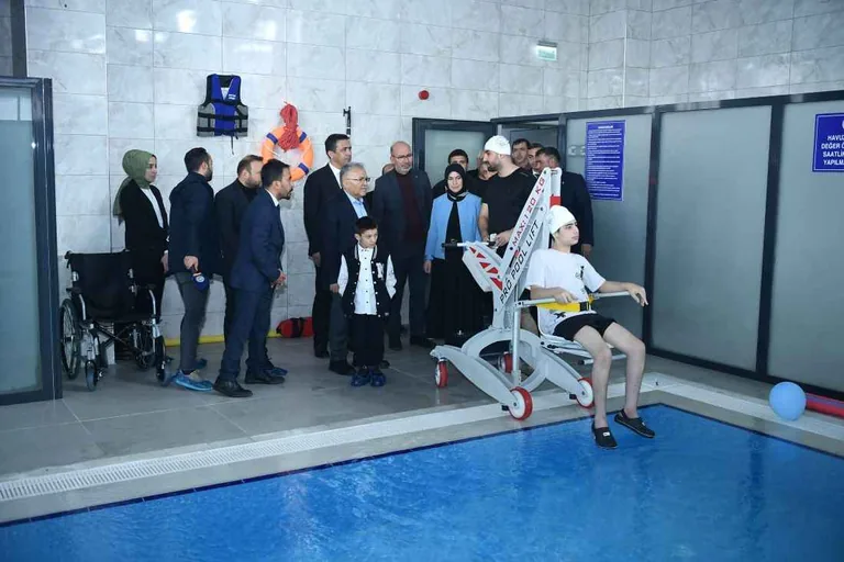 Engelleri Aşan Proje! Besime Özderici Engelsiz Yaşam Merkezi'ne Havuz Kompleksi — haber görseli