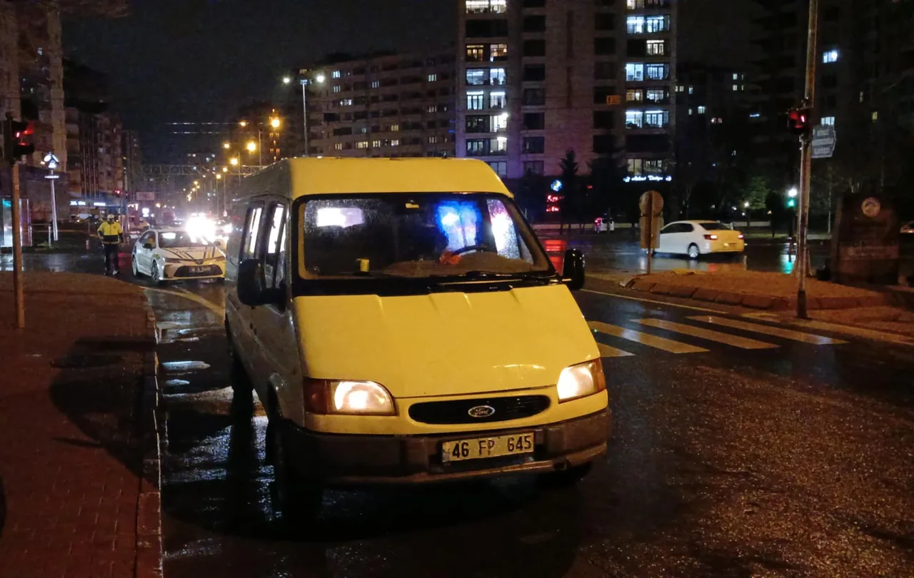 Alkollü ve Ehliyetsiz! Polisin Dur İhtarına Uymadı 450 bin TL ceza yedi — haber görseli