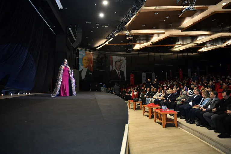 Kahraman Türk Kadınları Defilesi, Katılımcılardan Büyük Beğeni Topladı — haber görseli