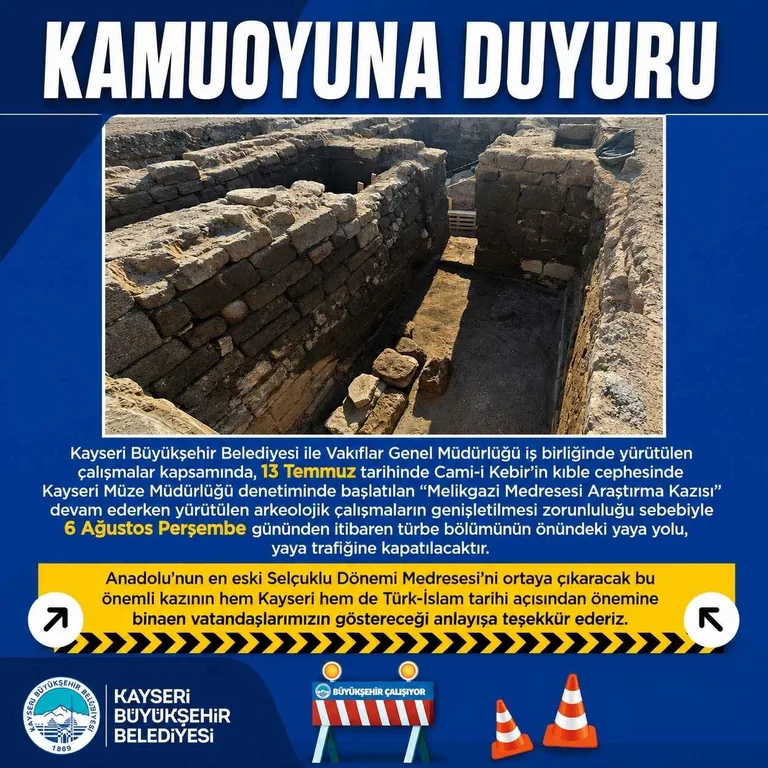 Duyuru! Kayseri'de Cami-i Kebir Önündeki Yaya Yolu Kazı Çalışmaları Nedeniyle Kapatılıyor — haber görseli