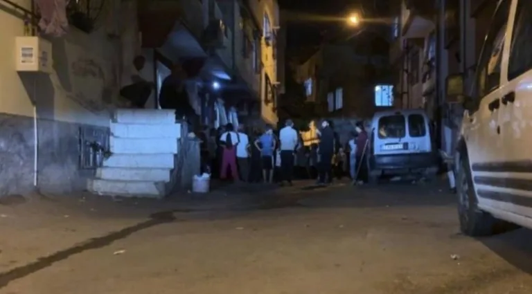 SonDakika.. Gaziantep'te Baba Dehşeti: Oğlunu Bıçaklayarak Öldürdü — haber görseli