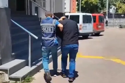 Sivas Caddesi'nde Çalınan Araç Kısa Sürede Bulundu — haber görseli