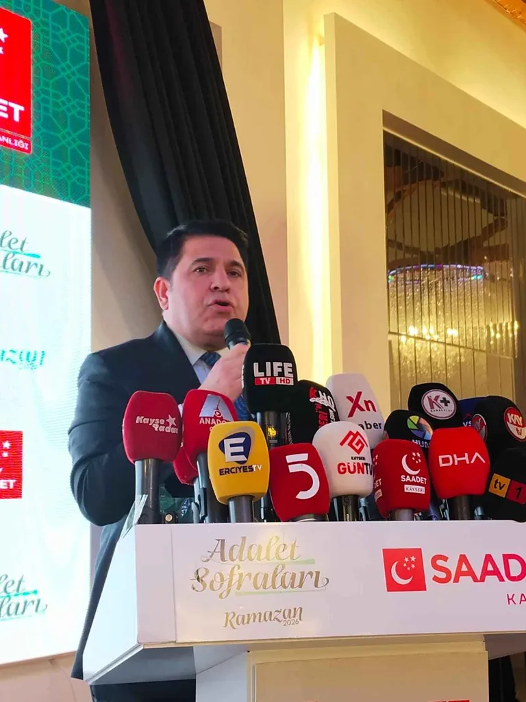 Saadet Partisi, siyasi partilerle ‘Adalet Sofraları’nda buluştu — haber görseli