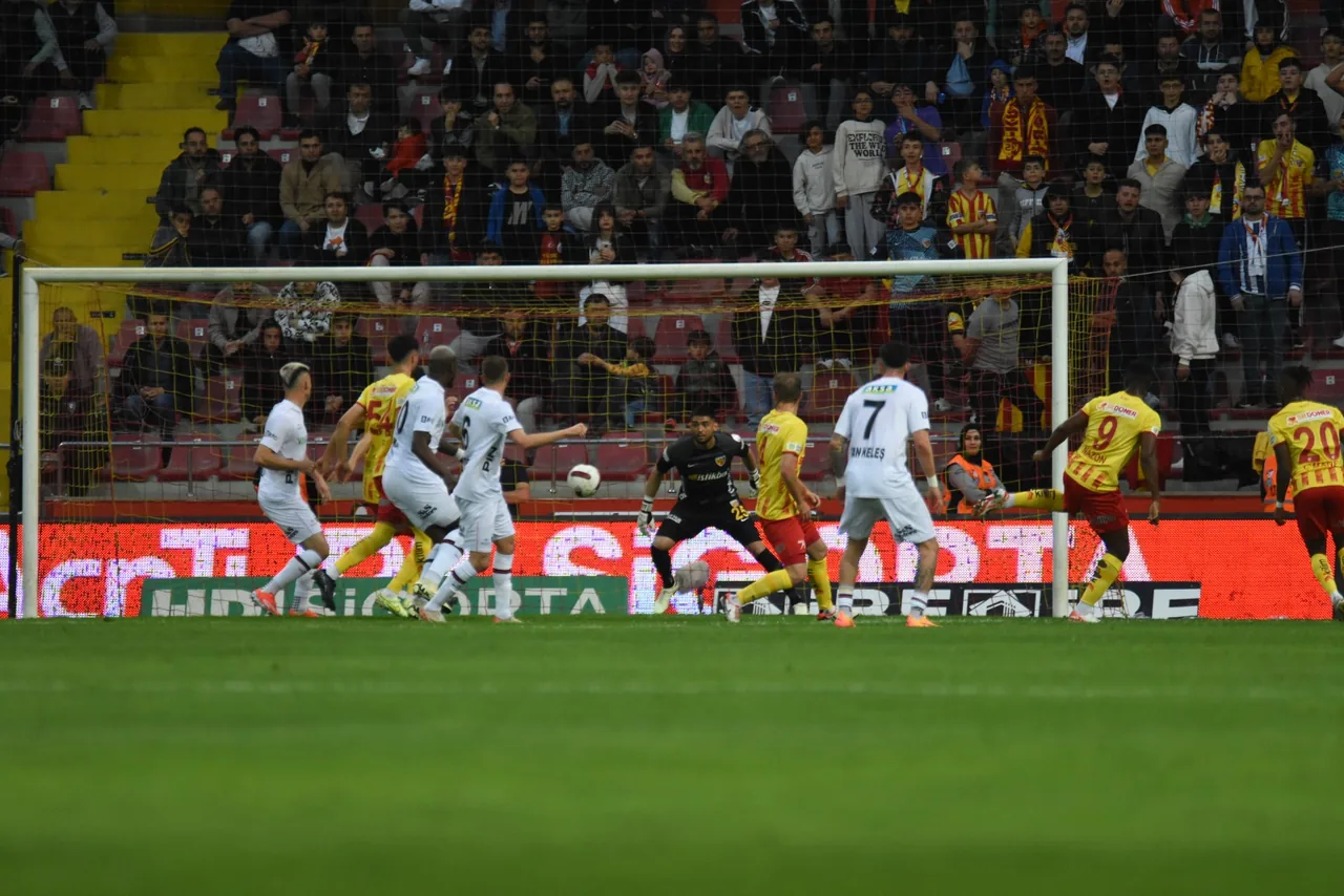 Kayserispor Gol Sorunu Çözdü — haber görseli