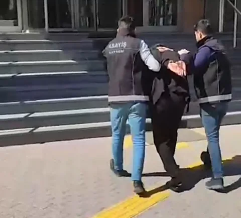 Kasten Yaralama Suçundan 15 Yıl Hükümlü Şahıs, Polis Operasyonuyla Enselendi — haber görseli