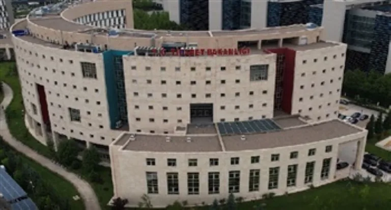Türkiye, İsrail ile ticareti tamamen durdurdu — haber görseli
