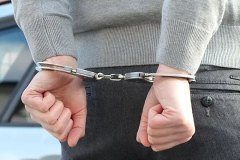 Skandalın Adresi Kayseri: Çocuklara Alkol Satan Büfe Sahibi Gözaltında — haber görseli