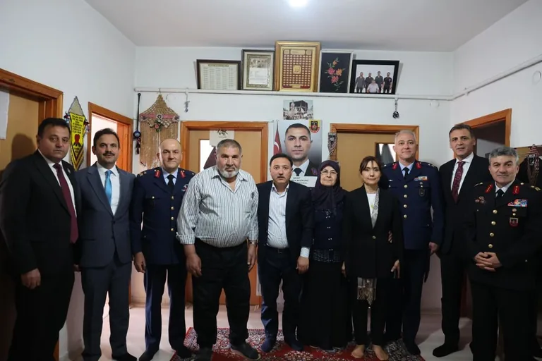 Vali Gökmen Çiçek’ten Şehit Ailelerine Bayram Ziyareti — haber görseli