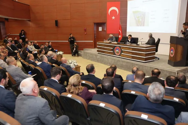 Toplantılar Yapılıyor Ama Çözüm Yok! Sokaktaki Canların Çilesi Bitmiyor — haber görseli