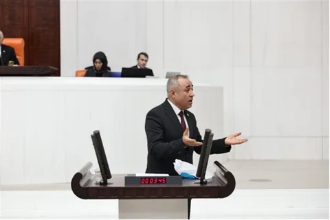 Sağlıkta Denetim Yok, Liyakatsiz Atamalar Var! Karatutlu'dan Hükümete Sert Eleştiri — haber görseli