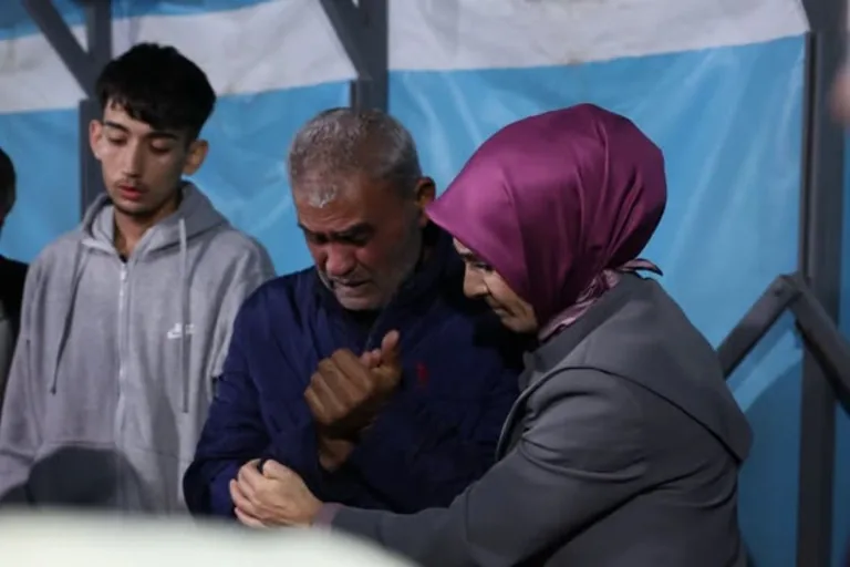 Bakan Mahinur Özdemir Göktaş, Meliha Keskin’in Ailesine Taziye Ziyaretinde Bulundu — haber görseli