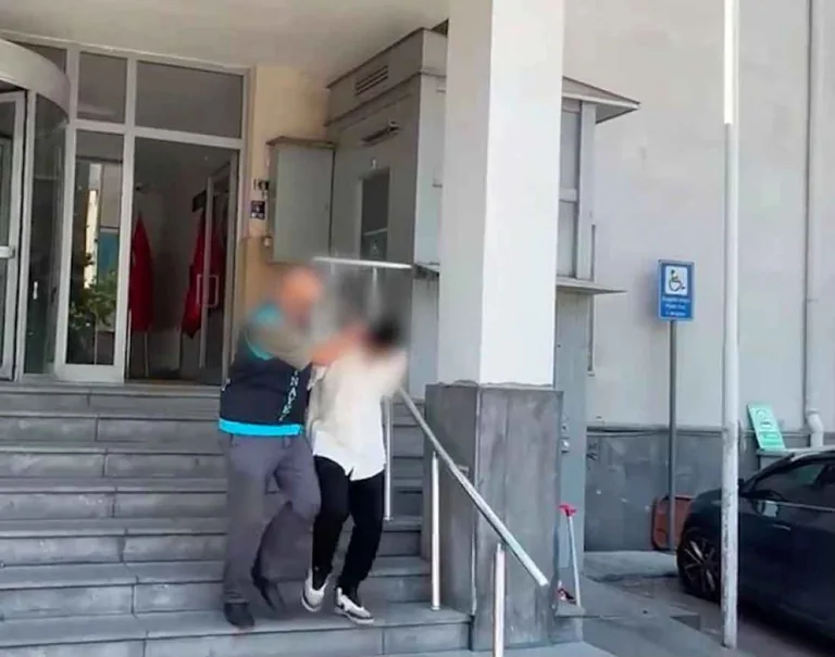 Türkiye'nin Yeni Teksas'ı Sahabiye! Önce Biber Gazı Sıktılar, Sonra Bıçakladılar: Saldırı Kamerada — haber görseli