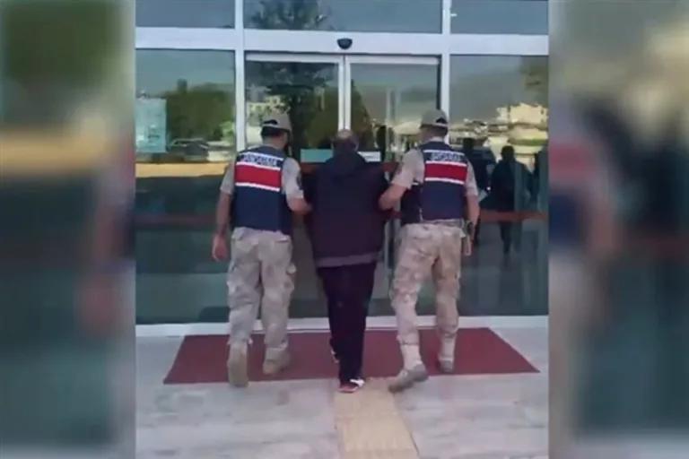 Ankesörlü Telefonlarla Örgüt İçi Haberleşme Sürdüren 53 FETÖ Mensubu Yakalandı — haber görseli