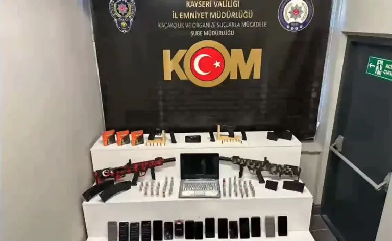 Kaçaklara Darbe: Polis Özel Harekat'tan Nefes Kesen Operasyon! 5 Firari Yakalandı — haber görseli