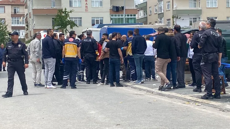 Semt Pazarında Çıkan Kavgada  4 Kişi Tutuklandı, 1 Şahıs Ev Hapsinde  — haber görseli