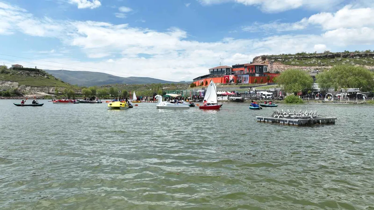 İncesu Marina Su Sporları Merkezi Hizmete Açıldı — haber görseli