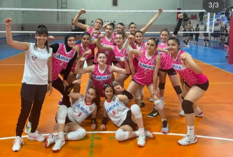 Küçükler voleybolda Elit Voleybol tur atlarken KVK elendi — haber görseli