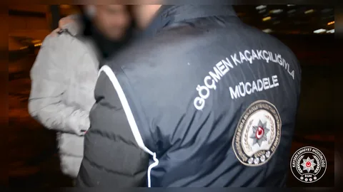 Kayseri'de Polis Ekipleri 1 Gün İçinde 28 Kimliksiz Mülteciyi Gözaltına Aldı — haber görseli