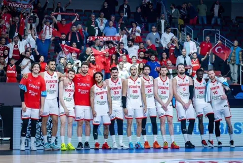Türkiye'nin 12 Dev Adamı Çeyrek Finalde — haber görseli