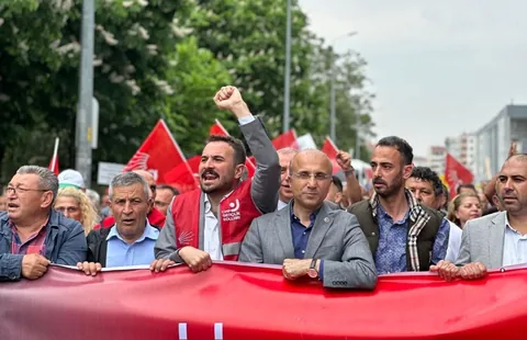 Kayseri'de Siyasi Gerginlik Doruk Noktada! CHP'li Ünalmış'tan AK Parti Milletvekiline Sert Tepki — haber görseli