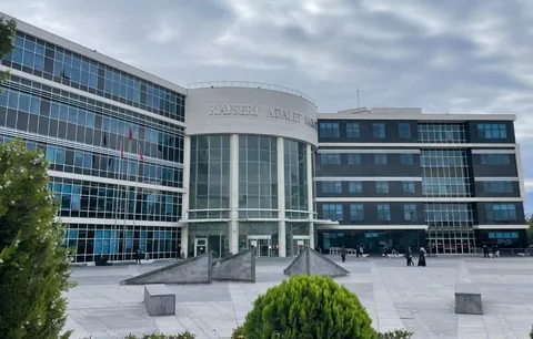 Kayseri’de Uyuşturucu Davasında Şok İddia: Tanıklar Zorla İfade Verdiklerini Söyledi — haber görseli
