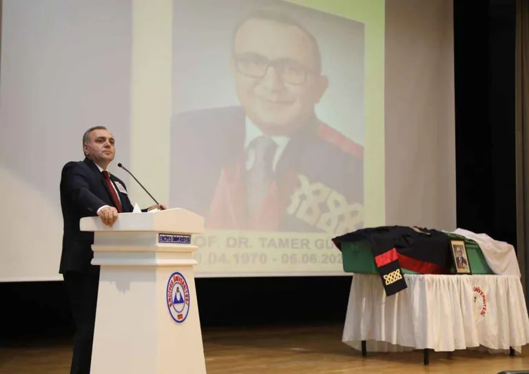 ERÜ’de vefat eden Öğretim Üyesi Prof. Dr. Tamer Güneş için tören düzenledi — haber görseli