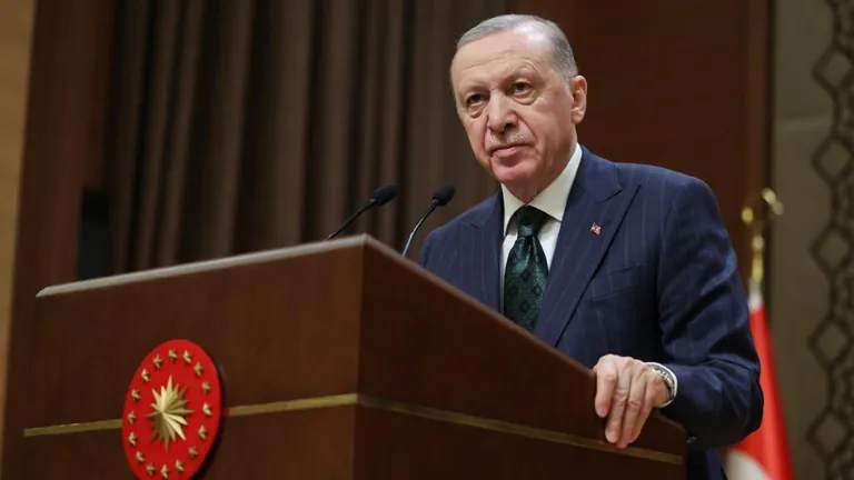 Cumhurbaşkanı Erdoğan İmzaladı, 5 İlin valisi değişti — haber görseli