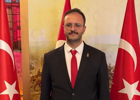 Zafer Partisi’nden Ulaşım Zammına Tepki! Hasan Mert Çakmak: Ulaşım Temel İhtiyaçtır, Vatandaş Ezilmemelidir! — haber görseli