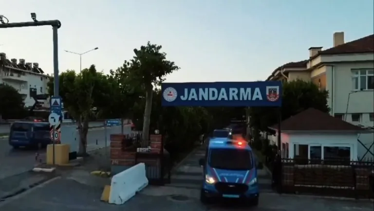 Kayseri Dahil 20 İlde Uyuşturucu Tacirlerine Operasyon:157 Gözaltı — haber görseli