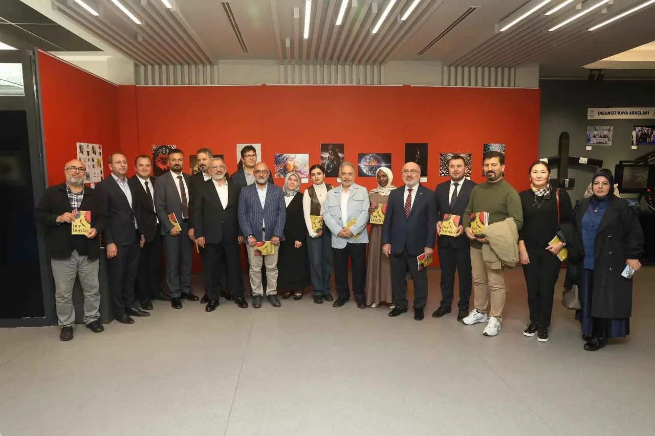 Kayseri’de “Bi’ Dünya Sanat” Sergisi Sanatseverlerle Buluştu — haber görseli