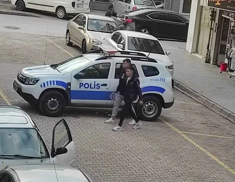 Sahabiye'de Bomba Paniği! Şüpheli Poşetler Kayseri'de Paniğe Neden Oldu — haber görseli