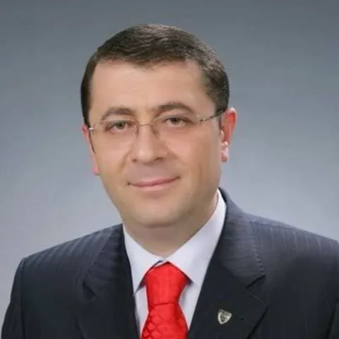 Kayseri Vali Yardımcısı Şenol Esmer Kalp Krizi Sonucu Hayatını Kaybetti — haber görseli