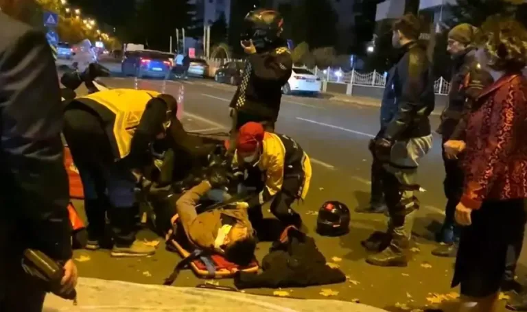 Alpaslan Mahallesi’nde Kaza! Otomobil ve Motosiklet Çarpıştı: 1 Yaralı — haber görseli