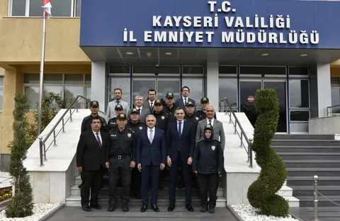 Emniyet Genel Müdür Yardımcısı Ömer Urhal'dan Kayseri'ye bayram ziyareti — haber görseli