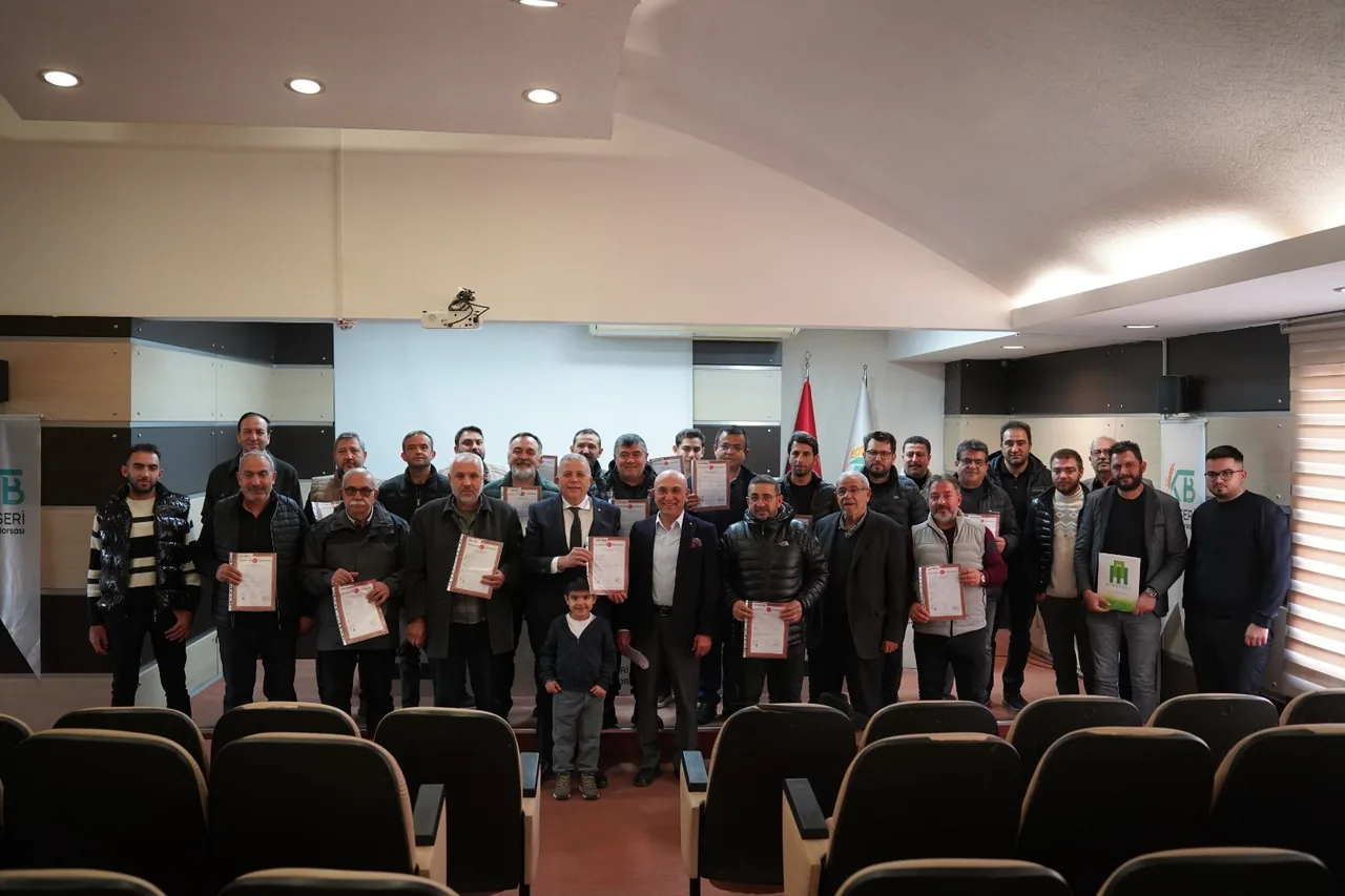 Kayseri Ticaret Borsası Hububat ve Çekirdek Merkezi’nde Tapular Teslim Edildi — haber görseli