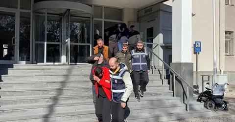 Kayseri'de Aranan Şahıslara Operasyon: 14 Firari Yakalandı — haber görseli