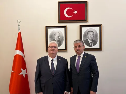 Çopuroğlu, Şehir Hastanesi'ndeki Talepleri Bakan Yardımcısı Erkoç'a İletti — haber görseli